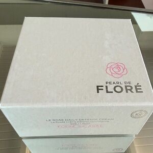 Pearl de Floré Le Rosé Daily Defense Cream — Pink